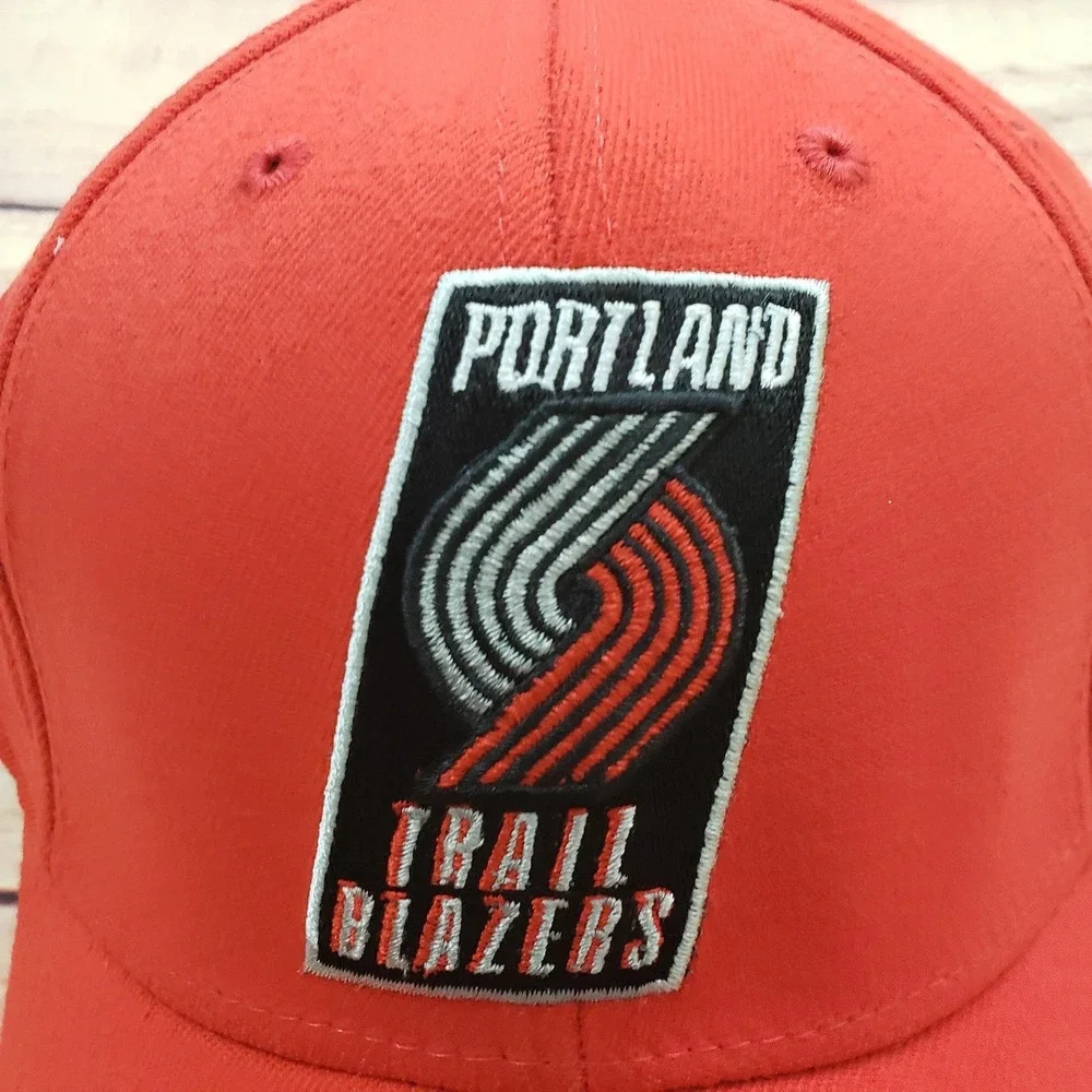 Portland Trail Blazers‎ Hat Cap Fitted Mens Medium Red NBA Basketball Adidas S/M